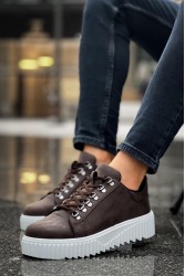 Mens Sneakers - Brown - 505
