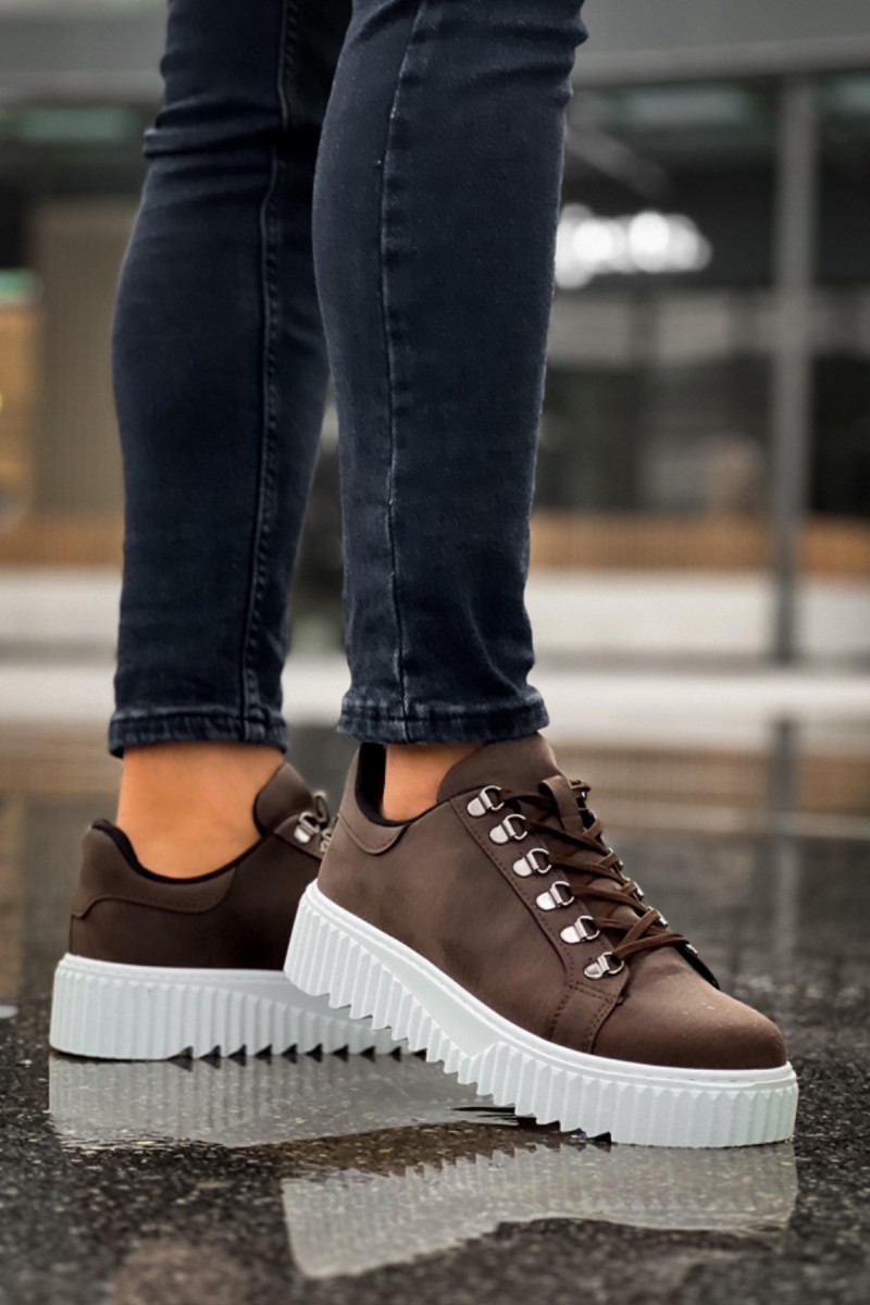 Mens Sneakers - Brown - 505