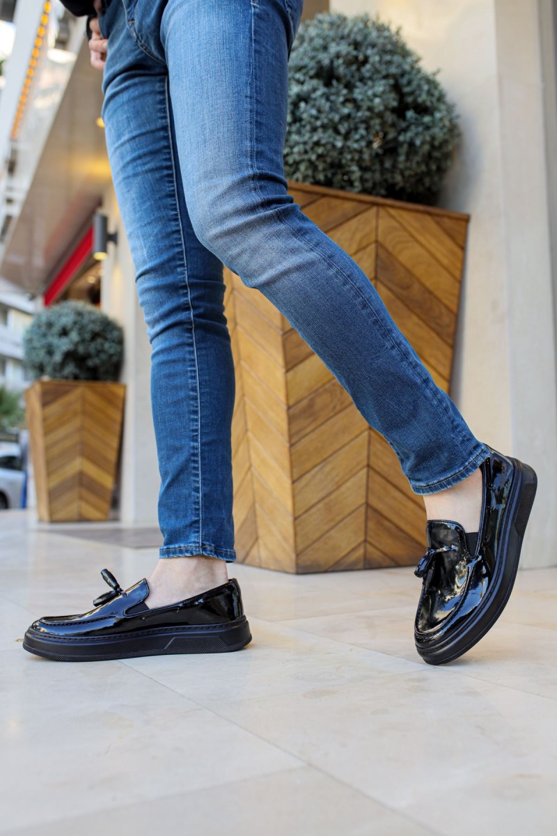 Mens Classic Shoes - Black Patent Leather - 127