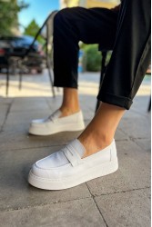 Mens Moccasin - White - 421