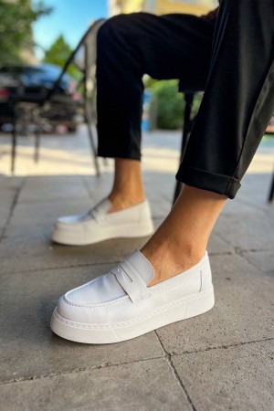 Mens Moccasin - White - 421
