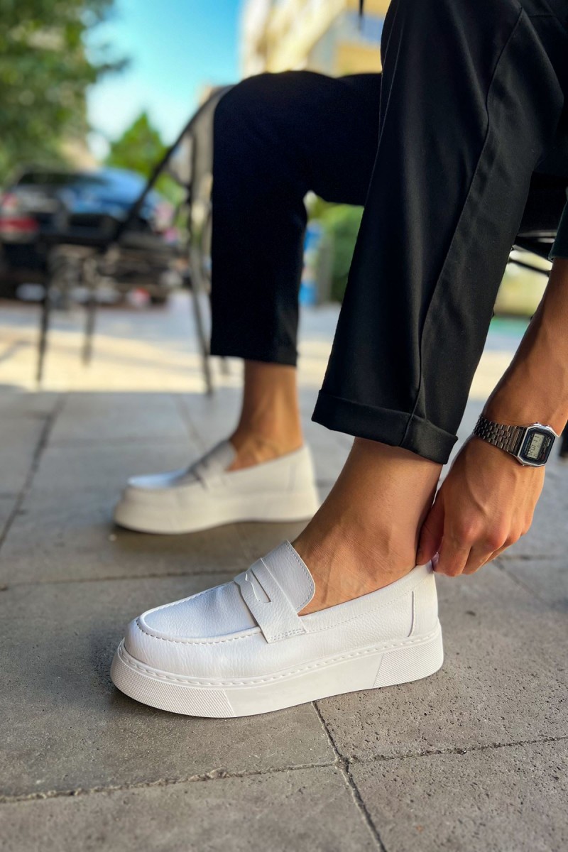 Mens Moccasin - White - 421