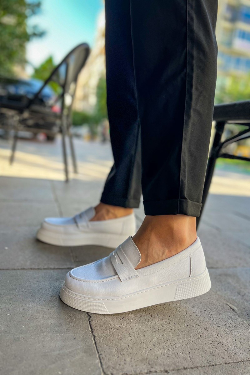 Mens Moccasin - White - 421