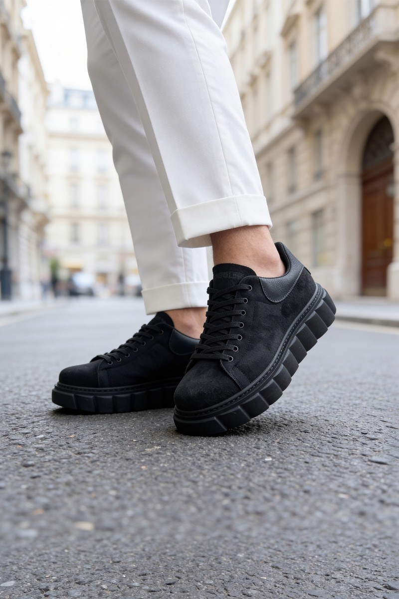 Mens Sneakers - Black Suede - 144