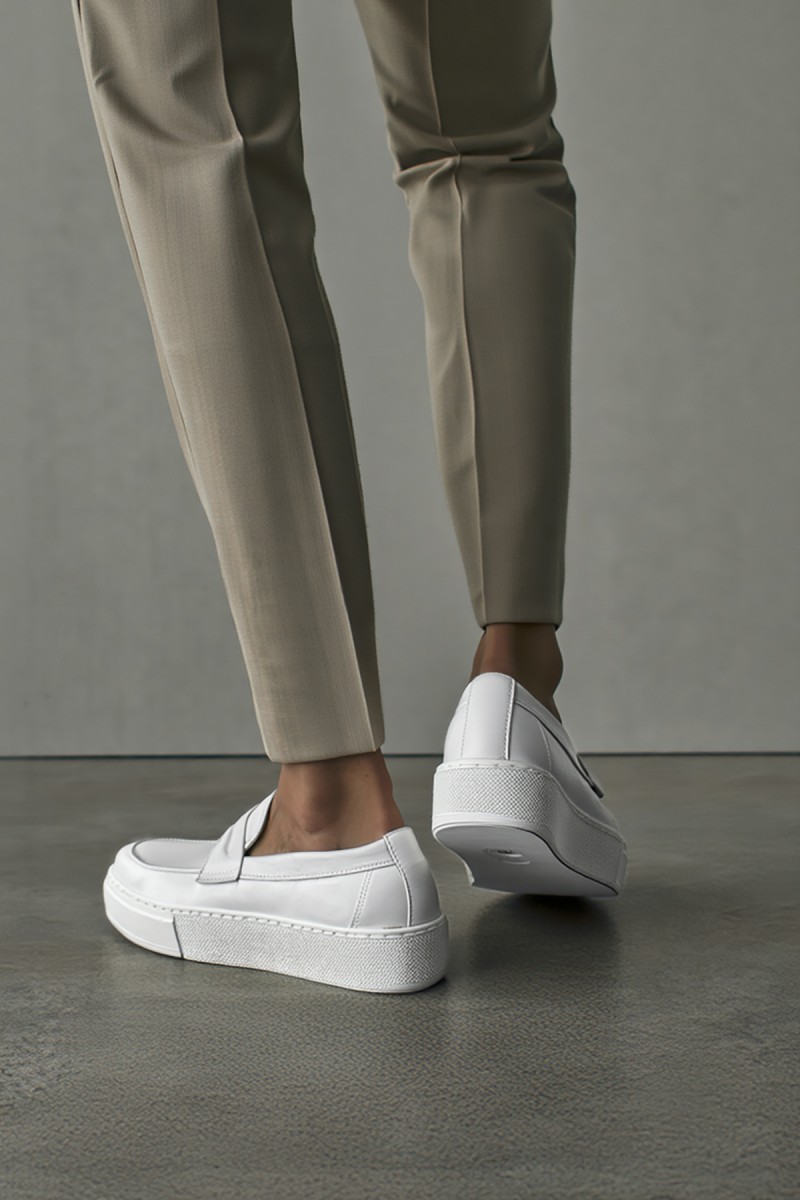 Mens Loafer - White - 400
