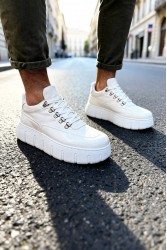 Mens Sneakers - White Suede - 600