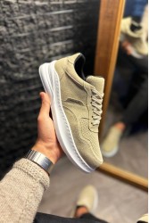 Mens Sneakers - Beige Suede - 707
