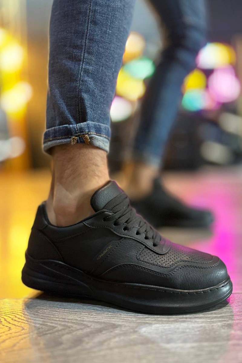 Mens Sneakers - Black - 707