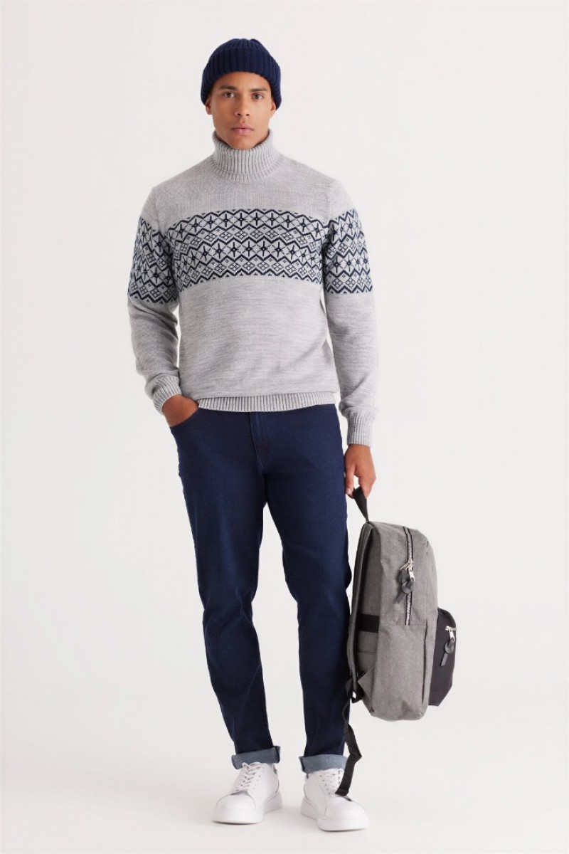 Men's Knit Sweater - Gray - 004