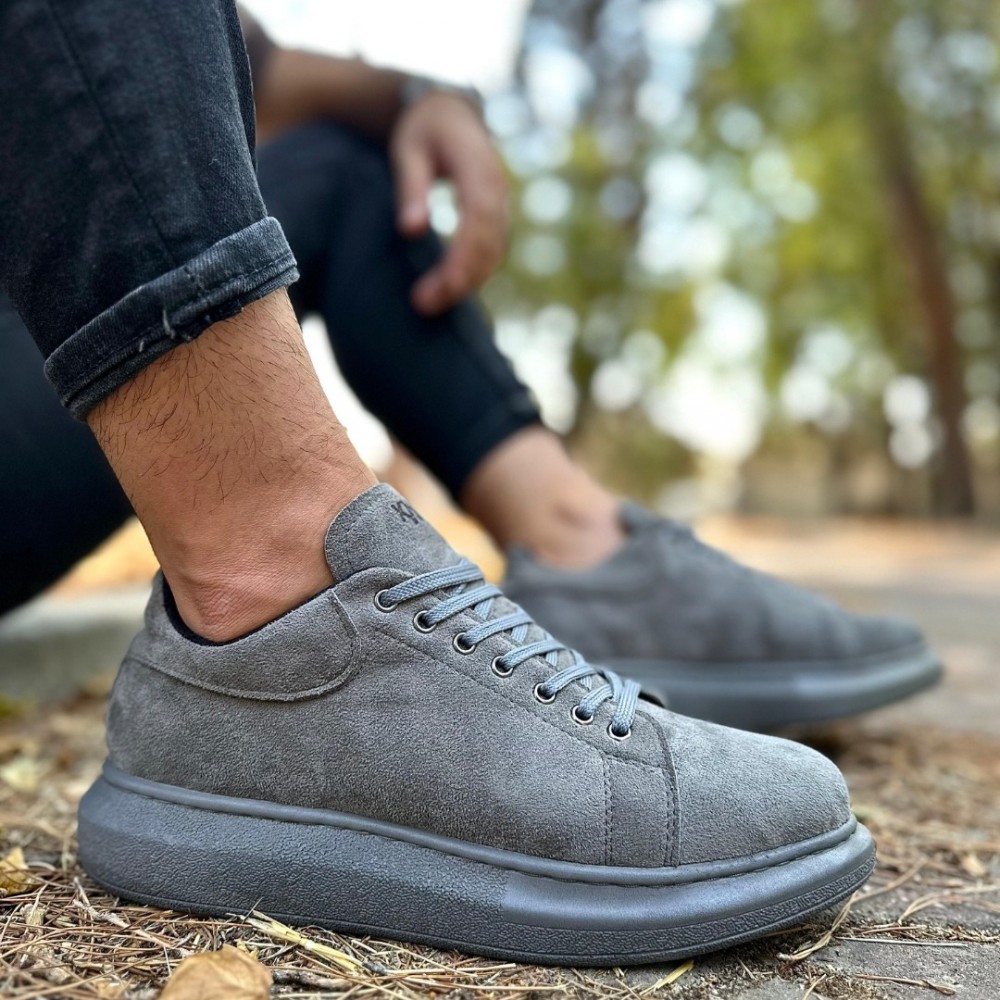 Mens Sneakers - Gray Suede - 044