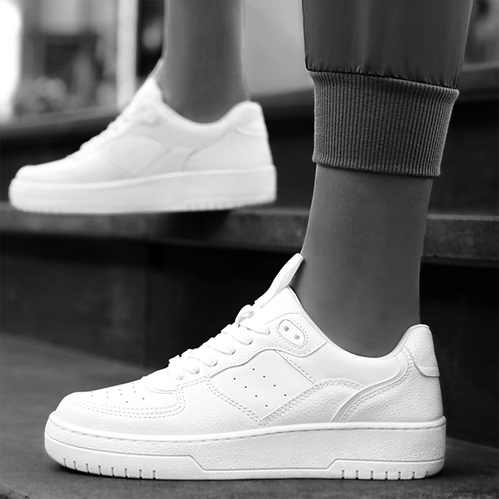 Womens Sneakers - White - DS Alley