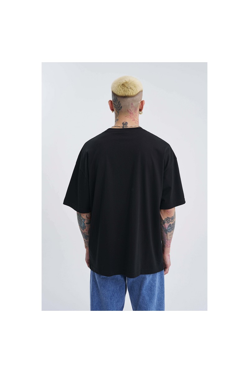 Unisex Oversized T-shirt - Black - Dangerous But Fun