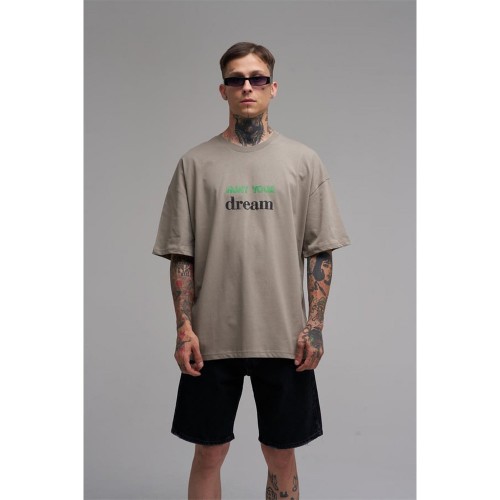 Unisex Oversized T-shirt - Khaki - Hunt Your Dream