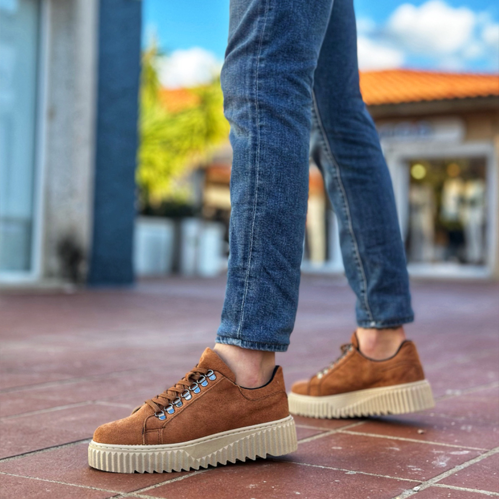 Mens Sneakers - Tan Suede - 505