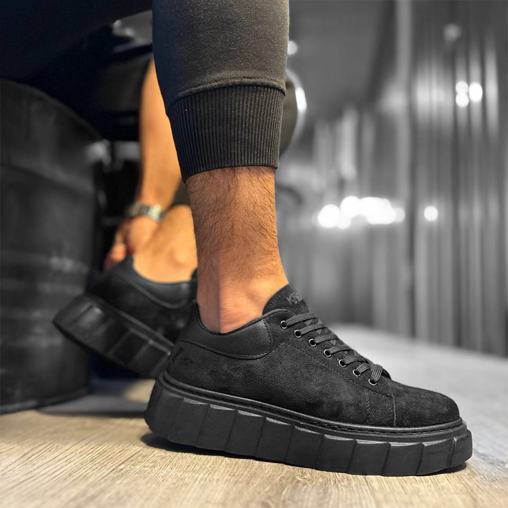 Mens Sneakers - Black Suede - 144