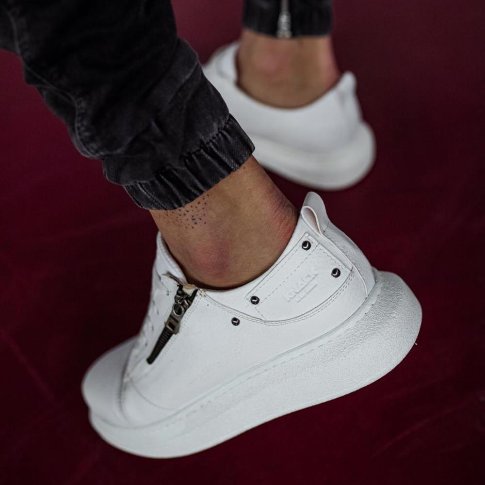 Mens Sneakers - White - 555