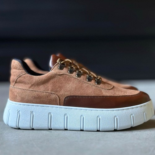 Mens Sneakers - Tan Suede - 600