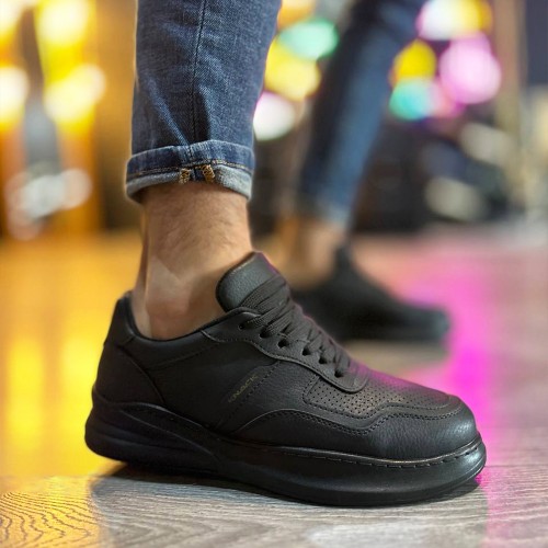 Mens Sneakers - Black - 707