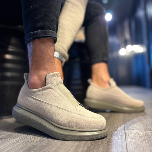 Mens Sneakers - Beige Suede - 911