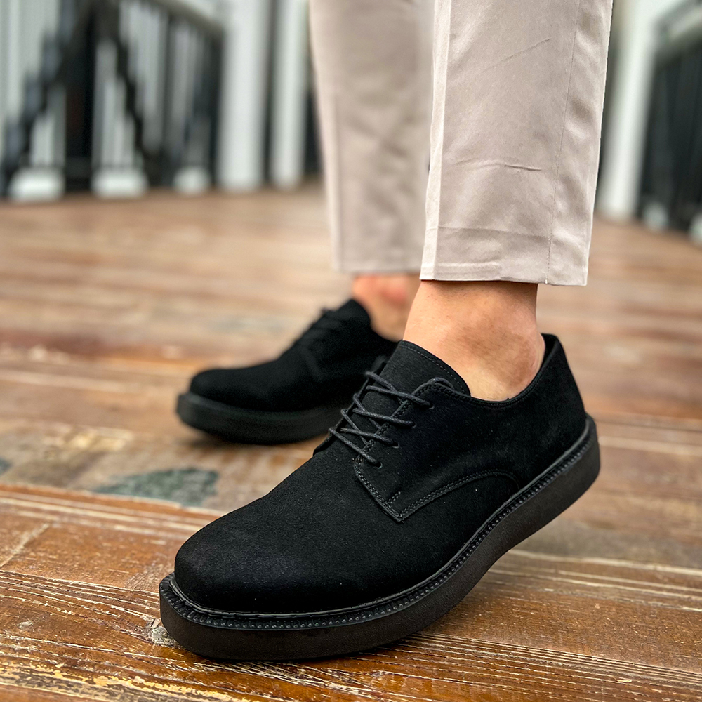 Mens Classic Shoes - Black Suede - 001