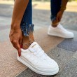 Womens Sneakers - White - 040