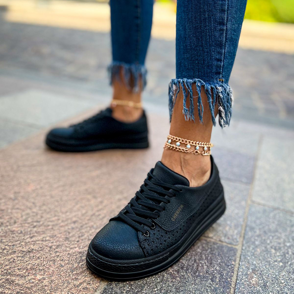 Womens Sneakers - Black - 043