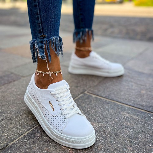 Womens Sneakers - White - 043