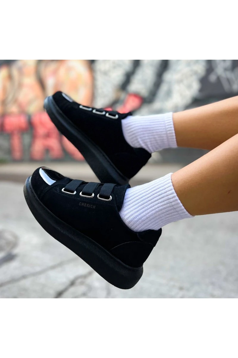 Womens Sneakers - Black Suede - 251