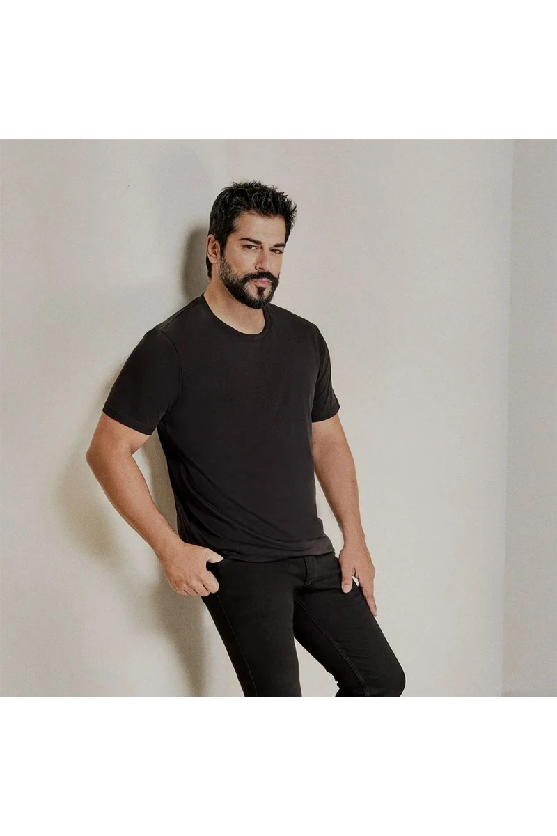 Mens T-shirt - Black - 001