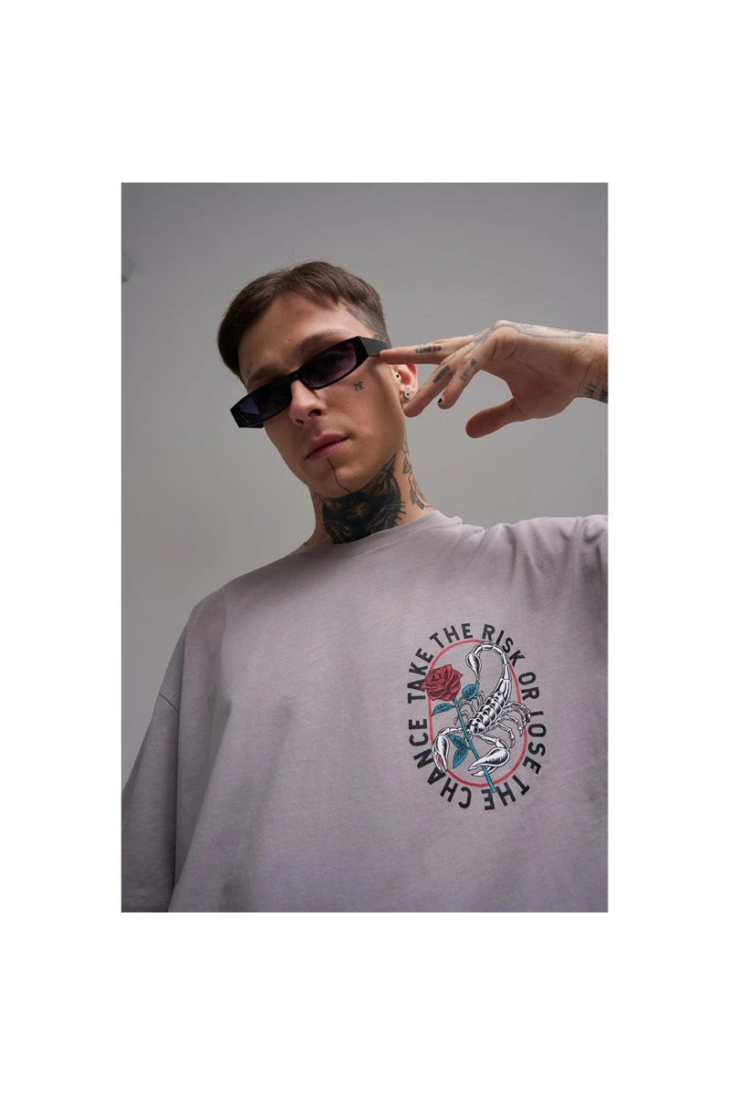 Unisex Oversized T-shirt - Ice Gray - Rose