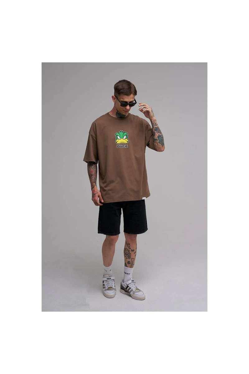 Unisex Oversized T-shirt - Brown - Duck