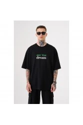 Unisex Oversized T-shirt - Black - Hunt Your Dream