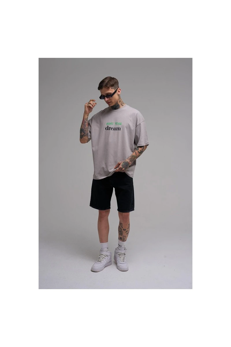 Unisex Oversized T-shirt - Ice Gray - Hunt Your Dream