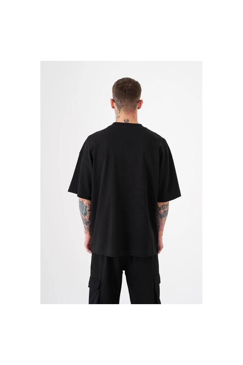 Unisex Oversized T-shirt  - Black - Free Spirit