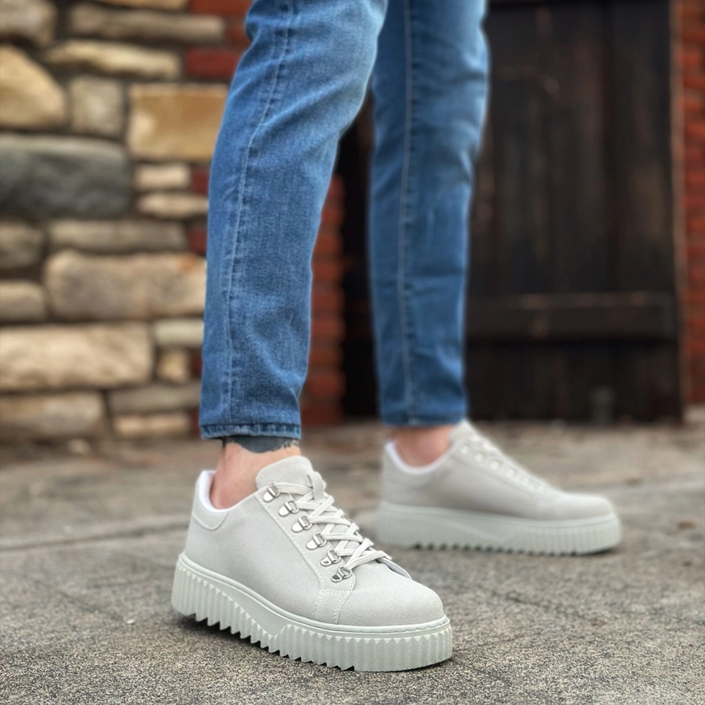 Mens Sneakers - Gray Suede - 505